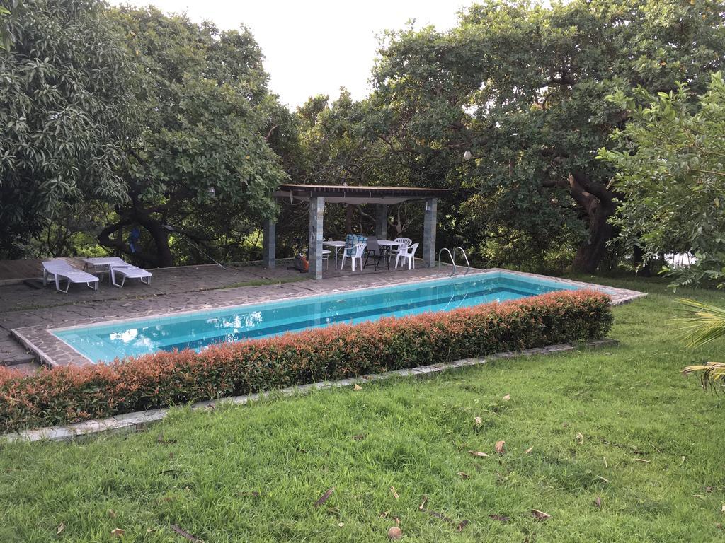 הוילה Bagac Native House With Beautiful Pool מראה חיצוני תמונה